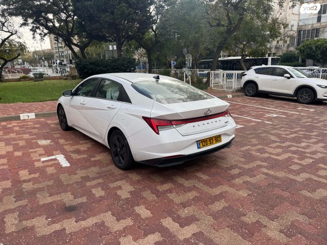 יונדאי אלנטרה