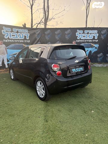 שברולט סוניק