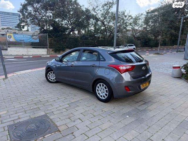 יונדאי i30