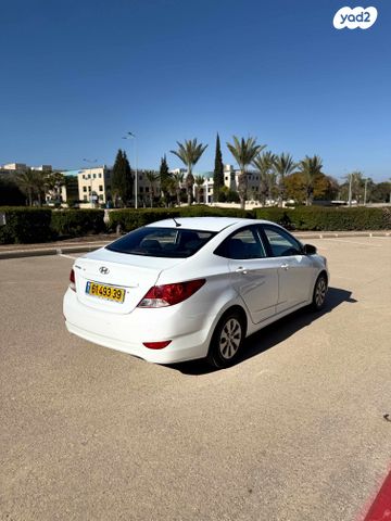 יונדאי אקסנט i25