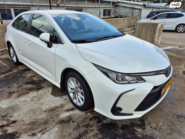 מודעת רכב טויוטה קורולה