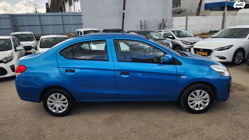 מיצובישי אטראז'