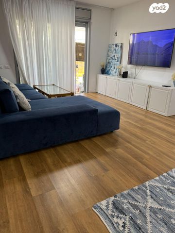 יוסף בורג 58