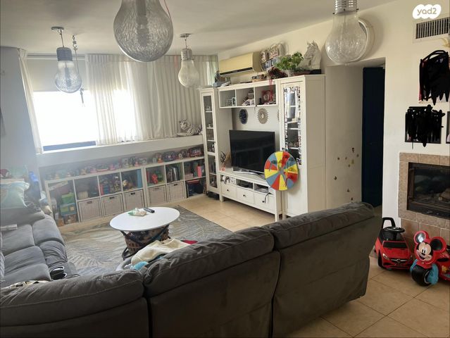 שדרות פנחס לבון 6