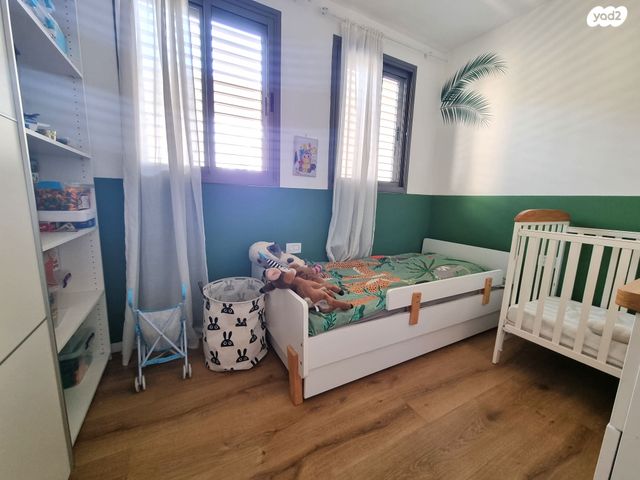 דירה, אנה פרנק 4, חרוזים, רמת גן