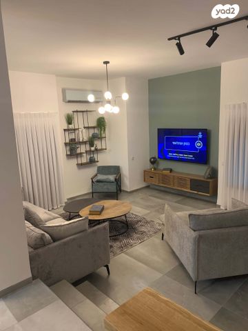 בית פרטי/ קוטג', ספיר 7, נווה אורנים, צפת