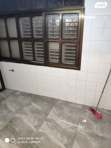 דירה, הרב עוזיאל 138, בן גוריון, אשקלון