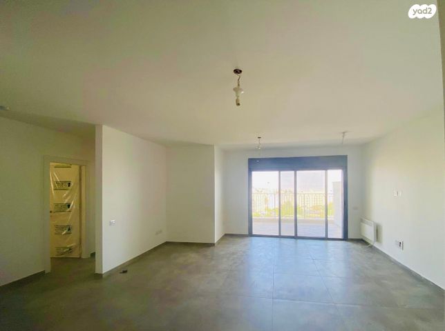 דירה, פרופ' יום טוב עסיס 2, פסגת זאב, ירושלים