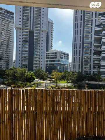 דירה, אריק איינשטיין 20, הרקפות, ראשון לציון