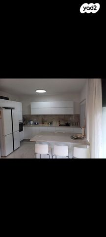 דירה, הנביאים 29, הנביאים, בת ים