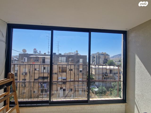 דירה, דגניה 12, שיכון עובדים, טבריה