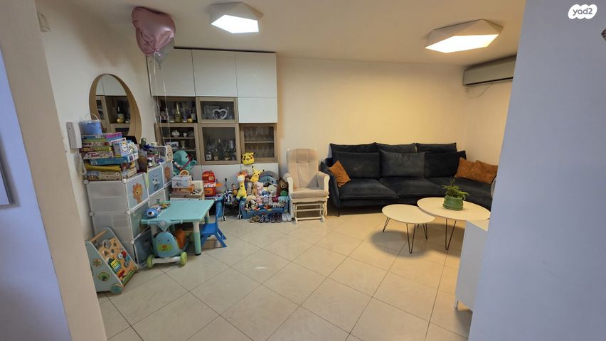 דירה, הרב מיימון 6, דרום מזרח, בת ים