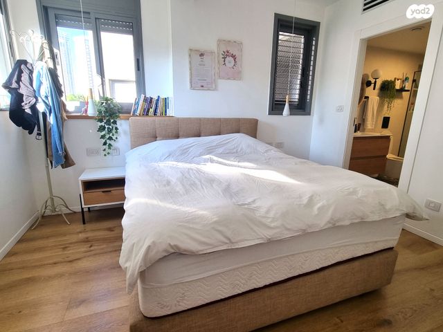 דירה, אנה פרנק 4, חרוזים, רמת גן