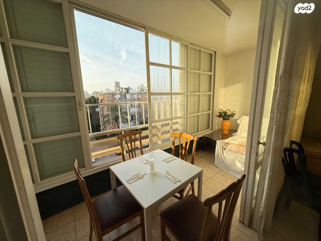 דירה, שדרות בנימין 45, מרכז העיר דרום, נתניה