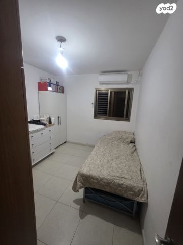 דירה, גיורא יוספטל 8, גיורא, רמלה