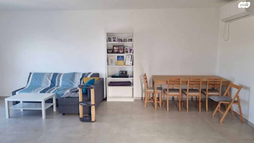 דירה, ענבר 81, נעלה, נעלה