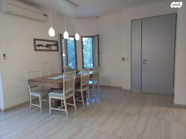 דו משפחתי, הדקל 10, שאר העיר, רמת ישי