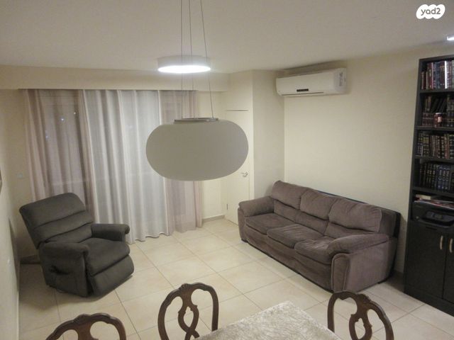 חבקוק הנביא 6