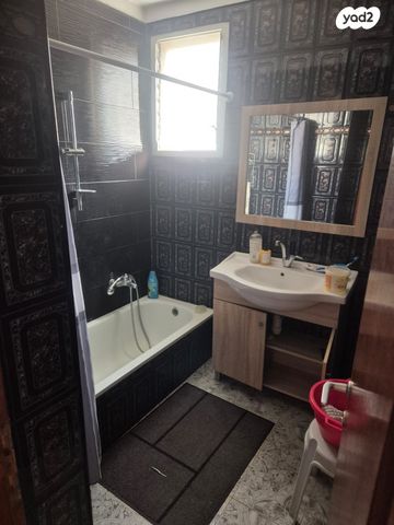 דירה, חללי אגוז 3, בן גוריון, שדרות