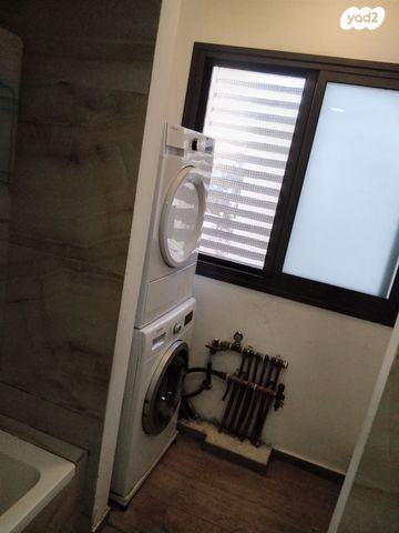 דירה, א.מ. בלוך 3, קרית יערים, קרית יערים