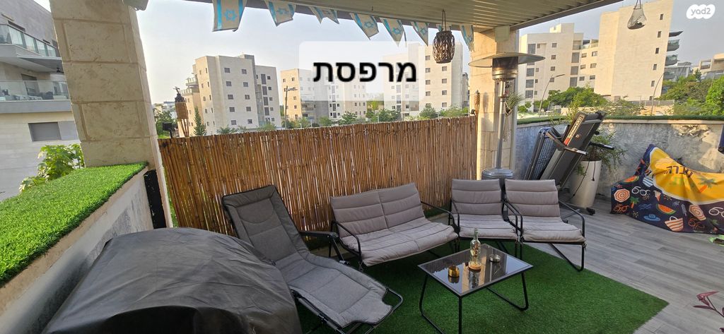 גג/ פנטהאוז, נחליאלי 17, הציפורים, מודיעין מכבים רעות