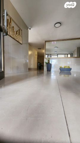 דירה, הירקונים 8, קרית הרב סלומון, פתח תקווה