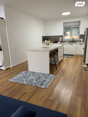 דירת גן, יוסף בורג 58, נווה זאב, נאות אילן, באר שבע