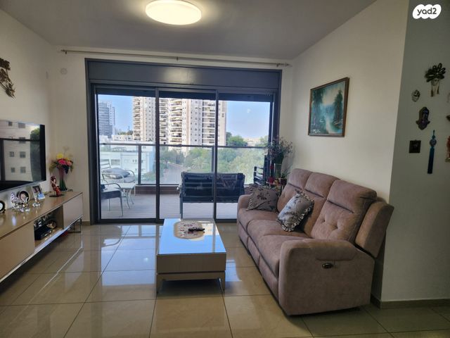 דירה, מבצע חירם 4, נווה ים, ראשון לציון