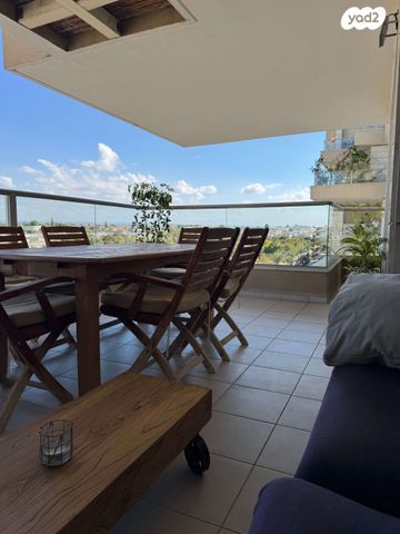 דירה, שדרות יצחק רבין 9, רמת אמיר, קדימה צורן