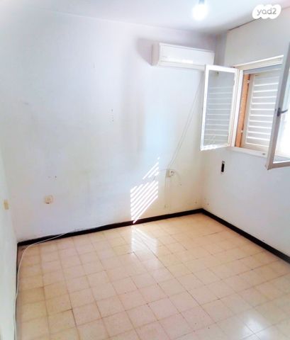 דירה, לוי אשכול 9, נאות שקד, נתניה