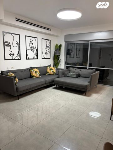 דירה, שדרות הציונות 79, ברנע, אשקלון