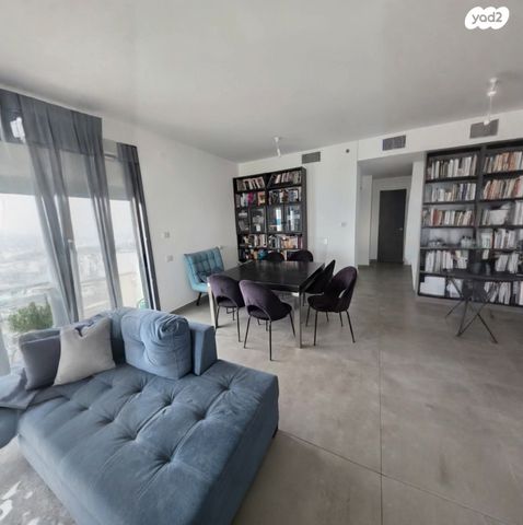 דירה, ישעיהו 7, שיכון רסקו, קרית אונו