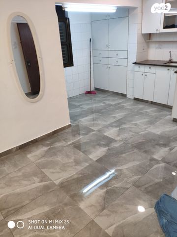 דירה, הרב עוזיאל 138, בן גוריון, אשקלון