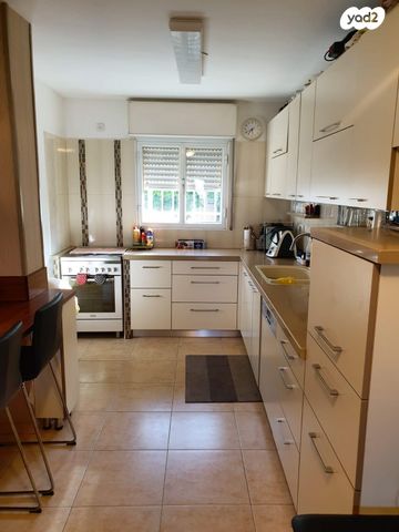 דירה, שדרות משה דיין 73, פסגת זאב, ירושלים