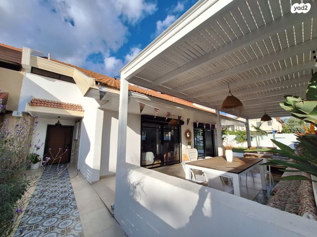 דו משפחתי, הכשרת היישוב 10, שאר העיר, עפולה