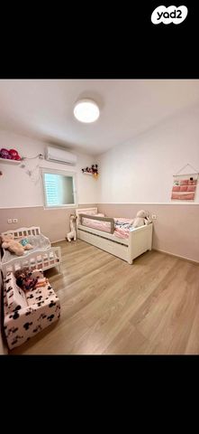 דירה, אלון 4, גדרה הצעירה, גדרה