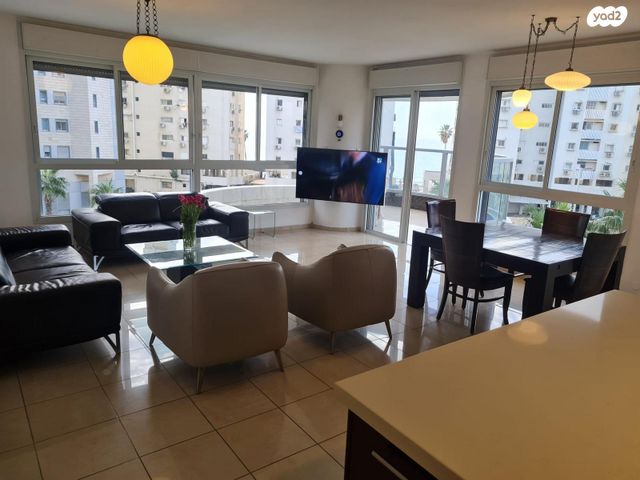 דירה, מסריק 26, עצמאות יוספטל, בת ים