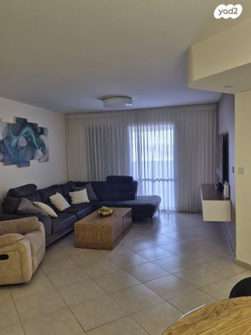 דירה, נחום שריג 36, רמות הרכס, באר שבע