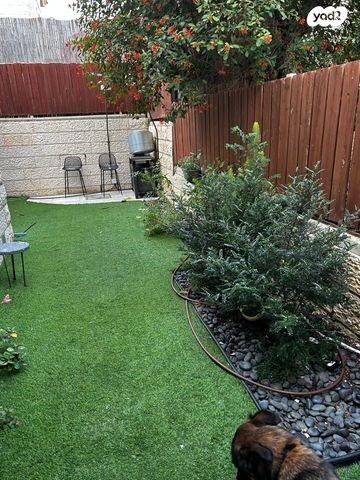 בית פרטי/ קוטג', רבי יהודה 9, גבעת אביב, גדרה