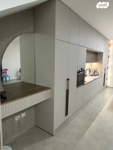 בית פרטי/ קוטג', פנחס נבון 1, נאות שקד, ירוחם