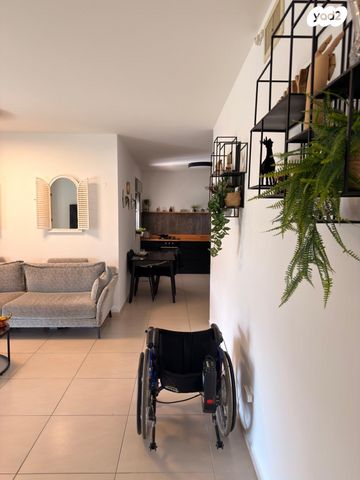 דירה, הסירה 16, נאות רבין, יבנה