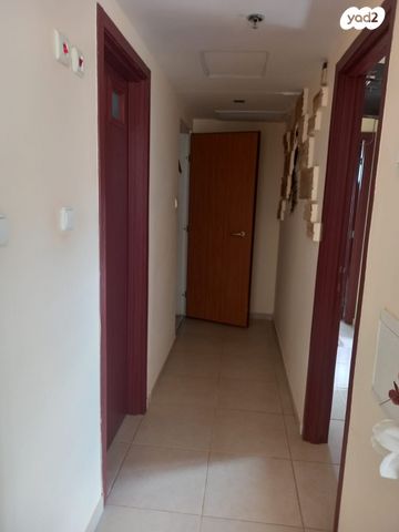 דירה, הרב טנא 18, נווה זאב, נאות אילן, באר שבע