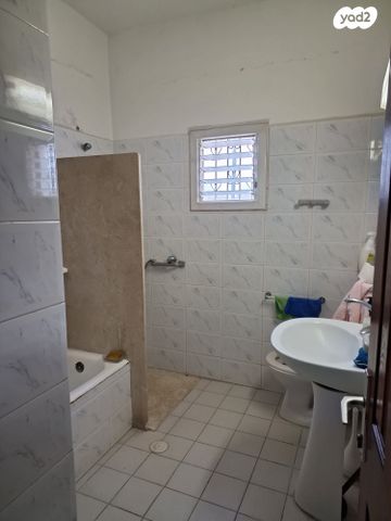 בית פרטי/ קוטג', הגר"א 33, רמת חן ובן ציון, נתניה