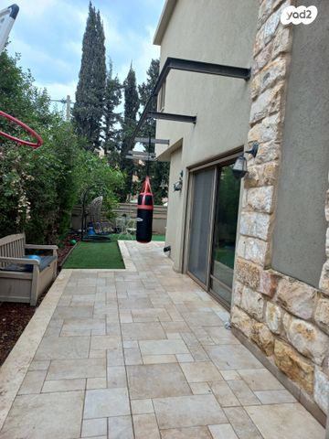 דו משפחתי, הדקל 10, שאר העיר, רמת ישי