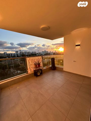 דירה, זלמן שז"ר 27, נווה עופר, תל כביר, תל אביב יפו