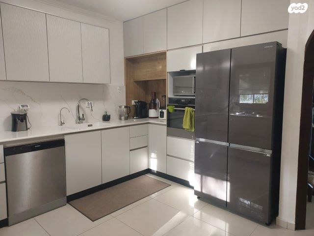 בית פרטי/ קוטג', הנמל 51, נווה ים, ראשון לציון