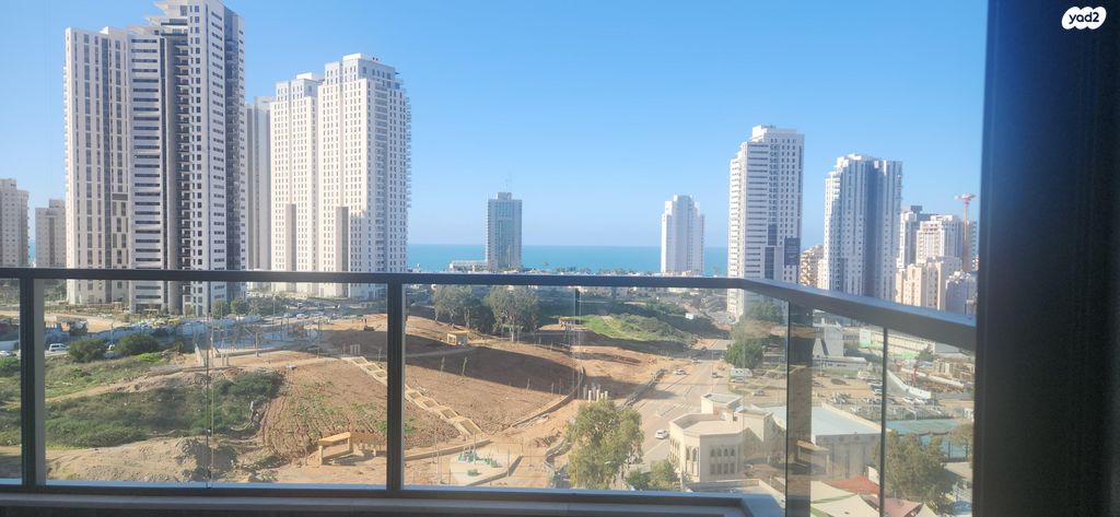 שדרות בנימין 90