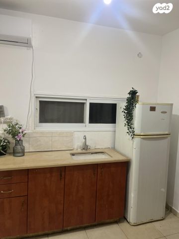 קדושי עירק 4