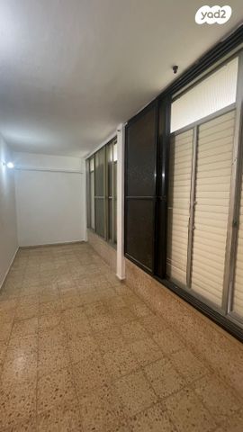 שדרות ירושלים 1