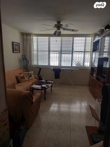 דירה, מוצא 18, נווה חן, תל אביב יפו